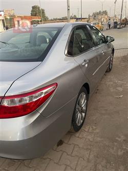 تۆیۆتا کامری